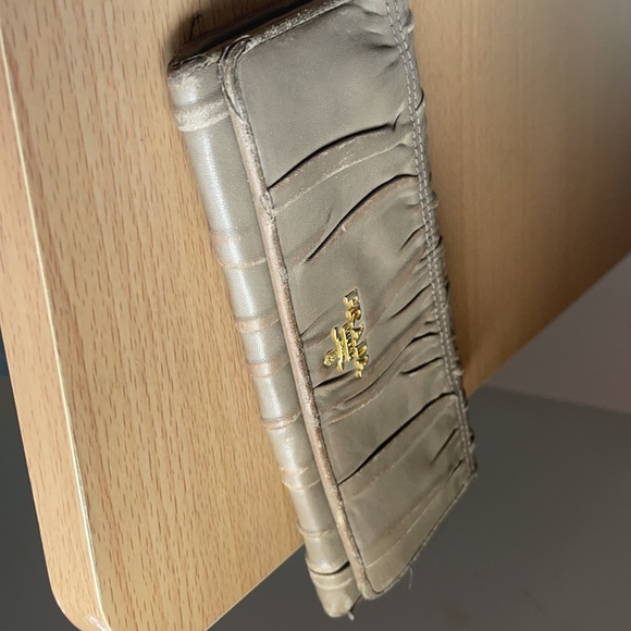 Prada wallet - Picture 12 of 16